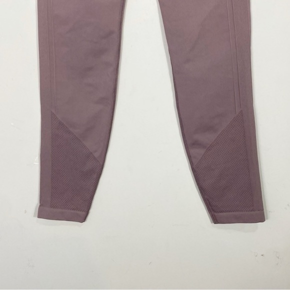 LULULEMON Ebb to Street Legging Frosted Mulberry 10 - Picture 9 of 10